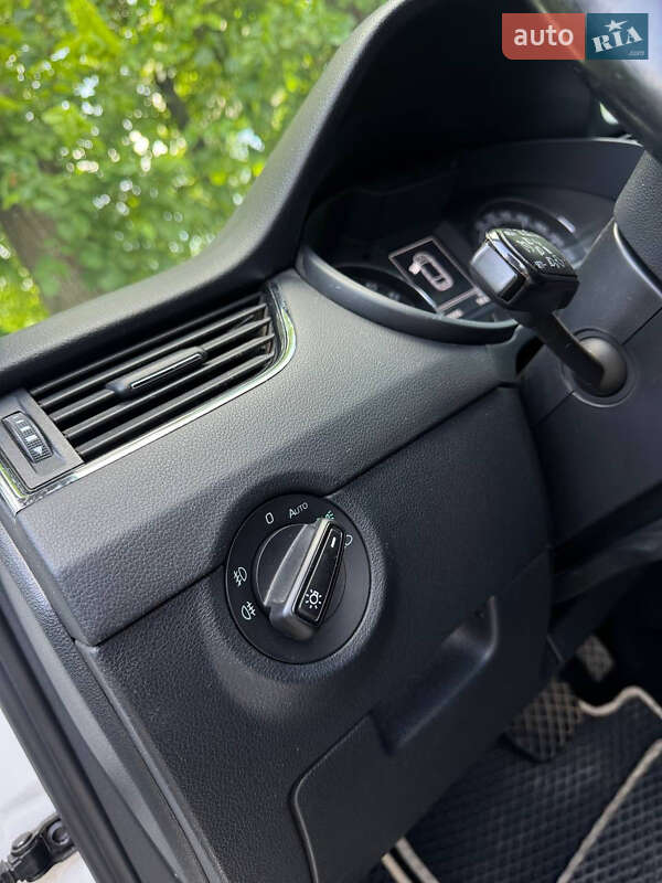 Универсал Skoda Octavia 2018 в Рава-Русской фото 29 Универсал Skoda Octavia 2018 в Рава-Русской