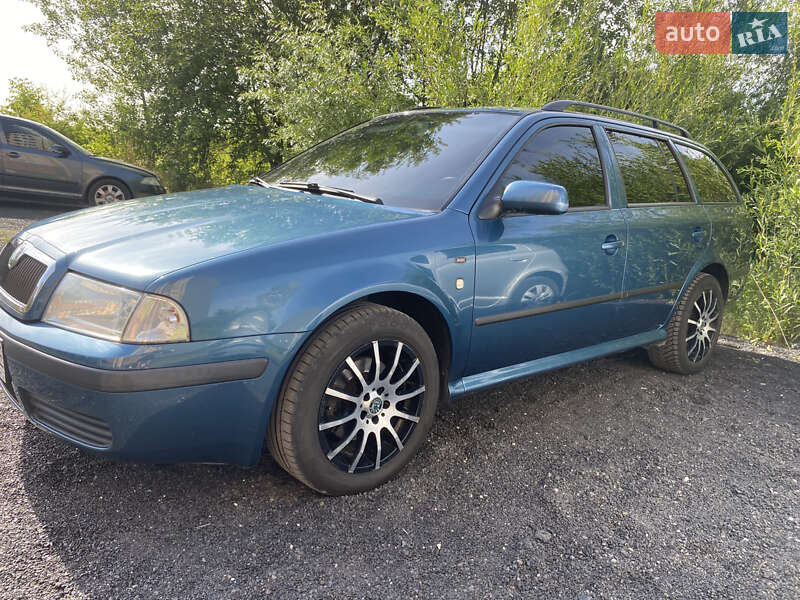 Универсал Skoda Octavia 2003 в Ивано-Франковске