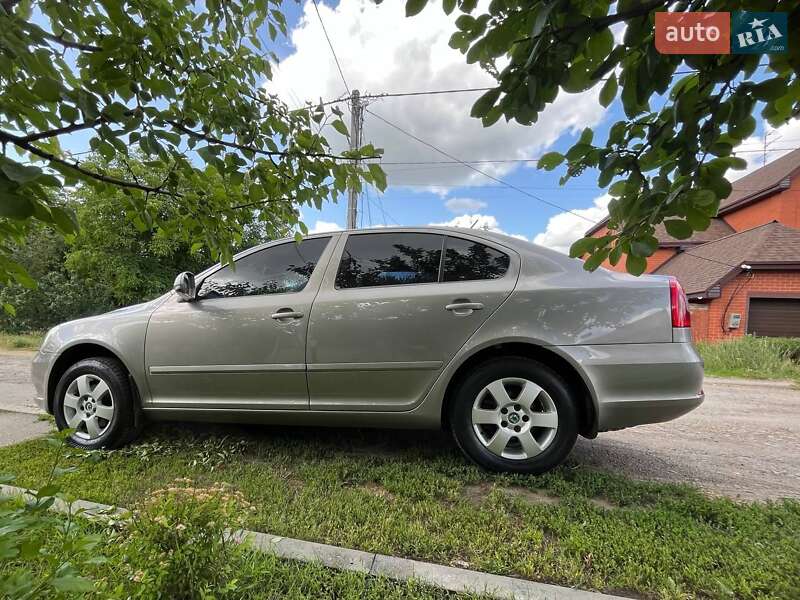 Лифтбек Skoda Octavia 2011 в Харькове