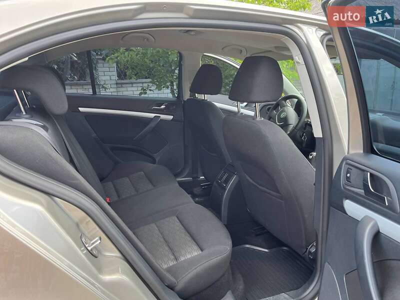 Лифтбек Skoda Octavia 2011 в Харькове