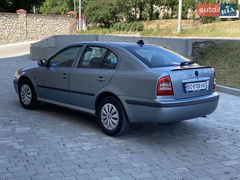 Ліфтбек Skoda Octavia 2003 в Тернополі