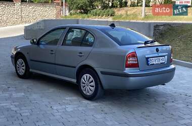 Лифтбек Skoda Octavia 2003 в 