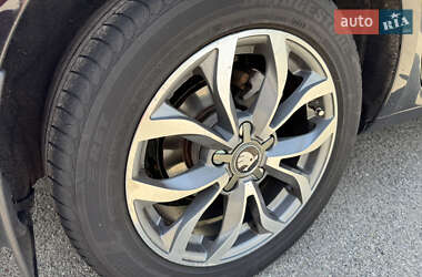 Лифтбек Skoda Octavia 2014 в 