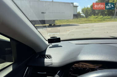 Лифтбек Skoda Octavia 2014 в 