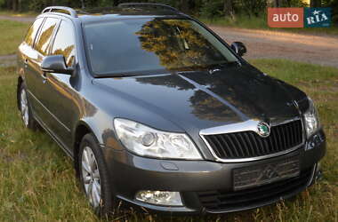 Универсал Skoda Octavia 2012 в 