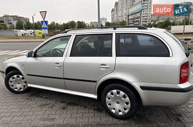 Универсал Skoda Octavia 2004 в 