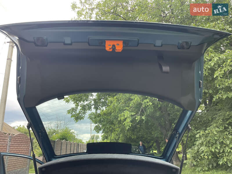 Лифтбек Skoda Octavia 2004 в Умани