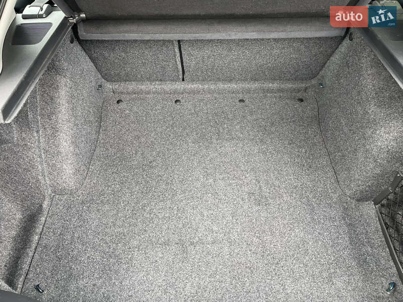 Лифтбек Skoda Octavia 2004 в Умани