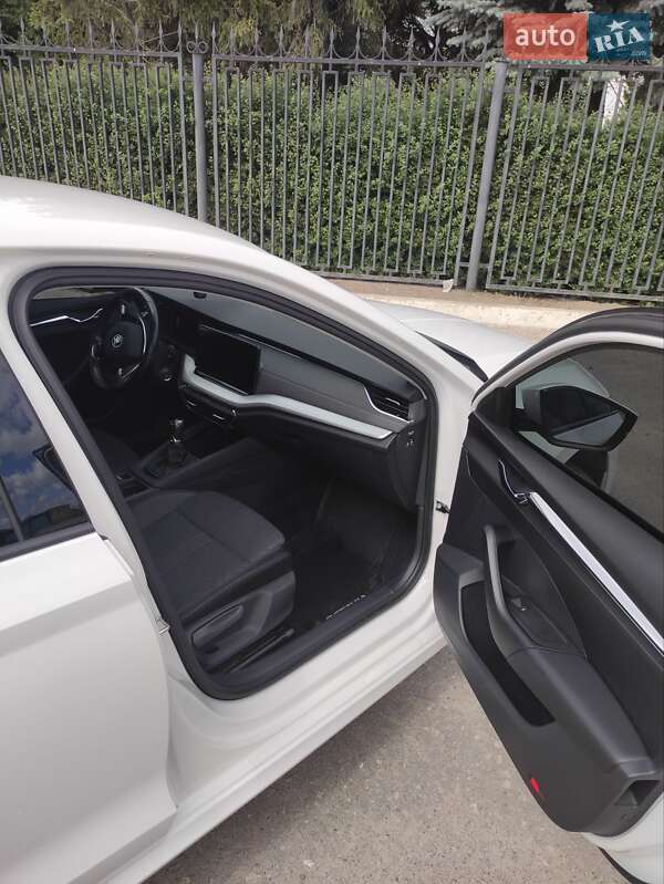 Ліфтбек Skoda Octavia 2021 в Ізюмі