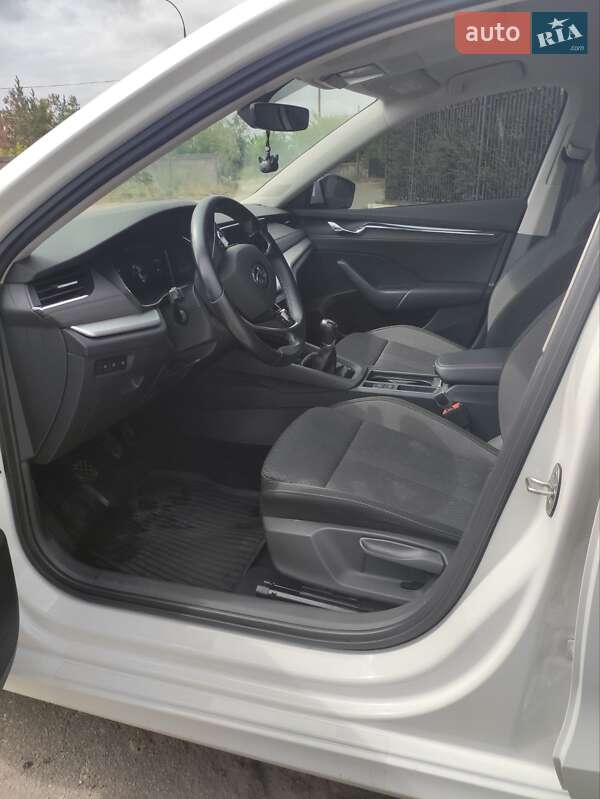 Ліфтбек Skoda Octavia 2021 в Ізюмі