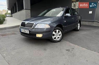 Лифтбек Skoda Octavia 2007 в Киеве
