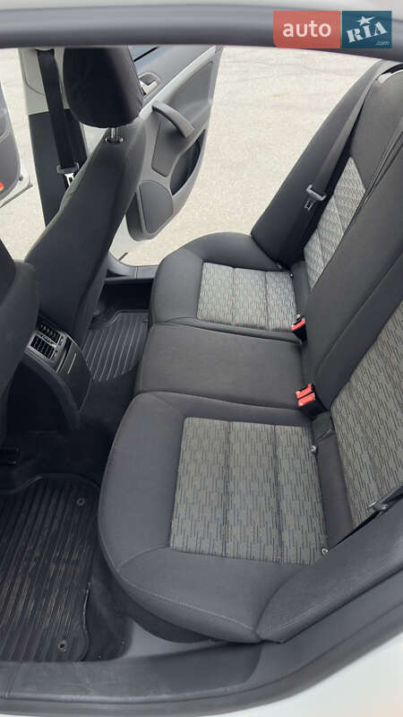 Лифтбек Skoda Octavia 2011 в Пустомытах