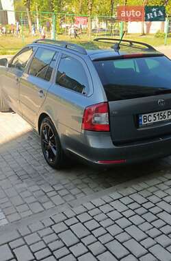 Универсал Skoda Octavia 2012 в 