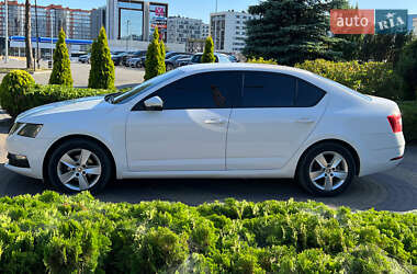Лифтбек Skoda Octavia 2017 в 