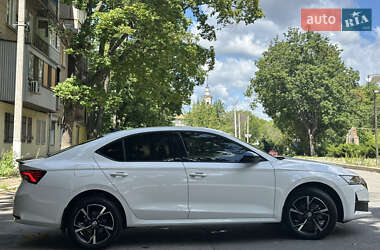 Ліфтбек Skoda Octavia 2024 в 