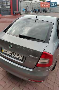 Лифтбек Skoda Octavia 2011 в 