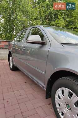 Лифтбек Skoda Octavia 2011 в 