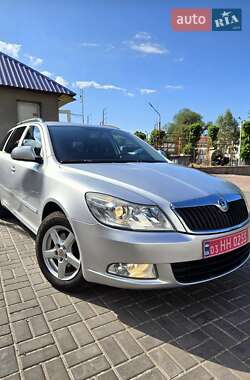 Универсал Skoda Octavia 2009 в Каменском