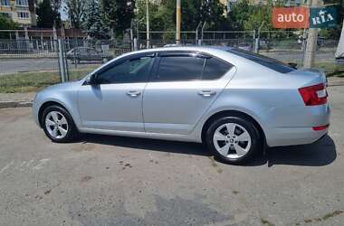 Лифтбек Skoda Octavia 2014 в 