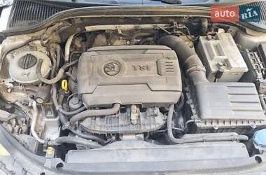 Лифтбек Skoda Octavia 2014 в 