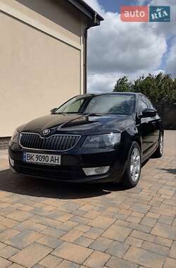 Лифтбек Skoda Octavia 2013 в Ровно