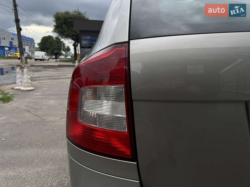 Универсал Skoda Octavia 2010 в Сумах