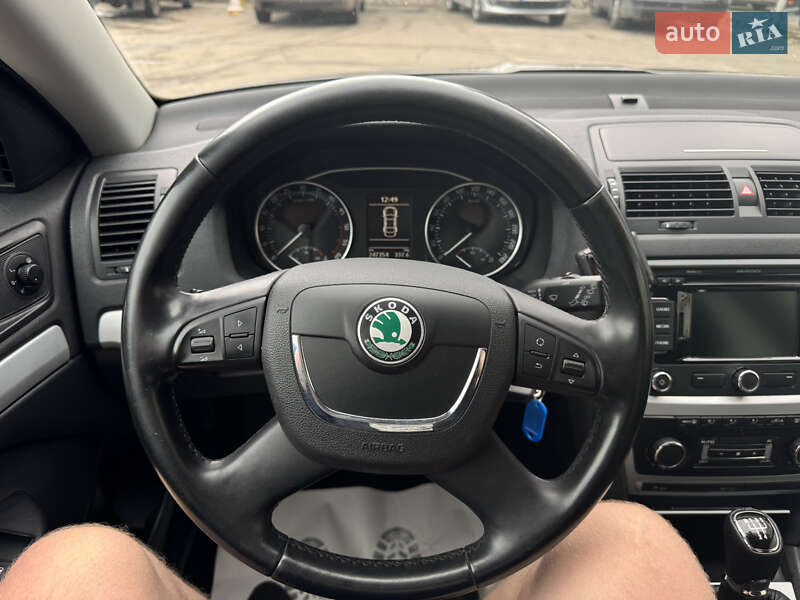 Универсал Skoda Octavia 2010 в Сумах