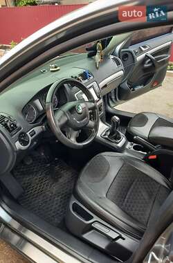 Лифтбек Skoda Octavia 2012 в 