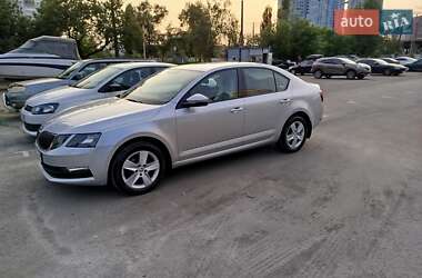 Лифтбек Skoda Octavia 2018 в 