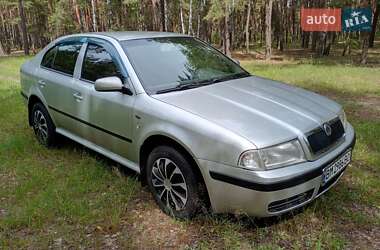 Лифтбек Skoda Octavia 2004 в 