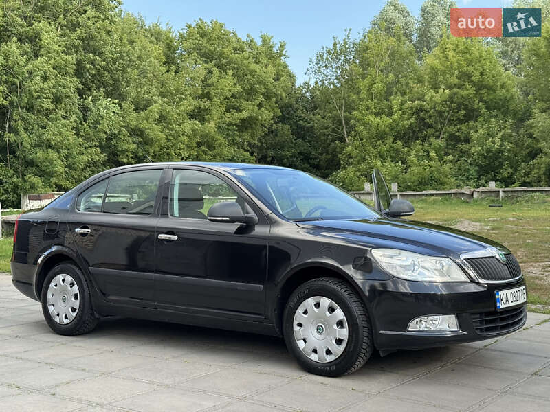 Ліфтбек Skoda Octavia 2008 в Смілі