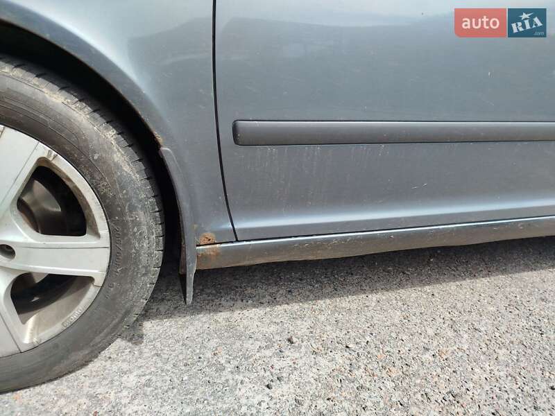 Лифтбек Skoda Octavia 2005 в Чернигове