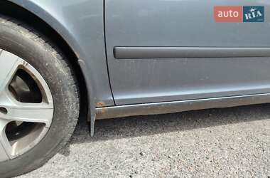 Лифтбек Skoda Octavia 2005 в 