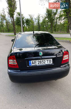 Лифтбек Skoda Octavia 2003 в 