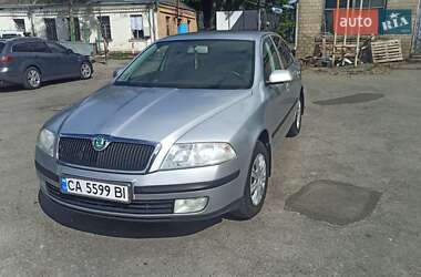 Лифтбек Skoda Octavia 2008 в Шполе