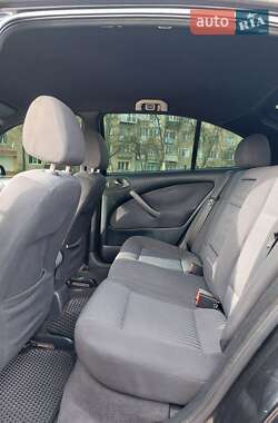 Лифтбек Skoda Octavia 2004 в 