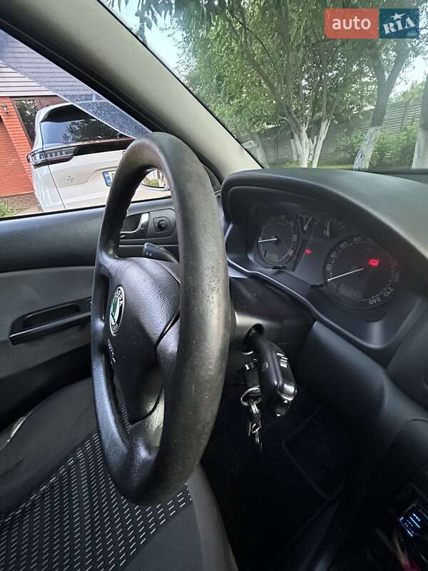 Лифтбек Skoda Octavia 2005 в Киеве