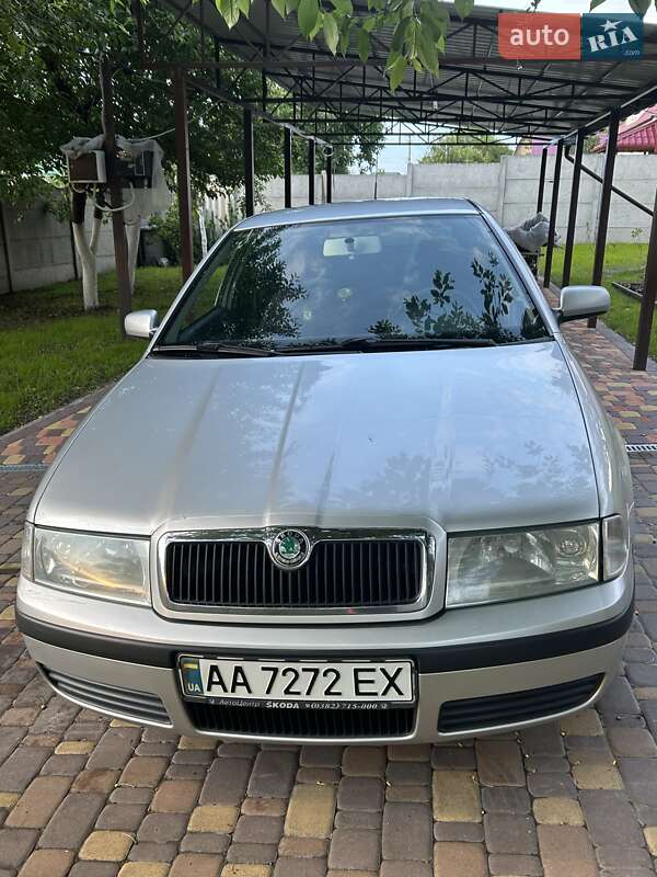 Лифтбек Skoda Octavia 2005 в Киеве