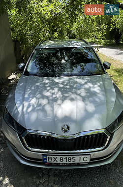 Универсал Skoda Octavia 2020 в Каменец-Подольском