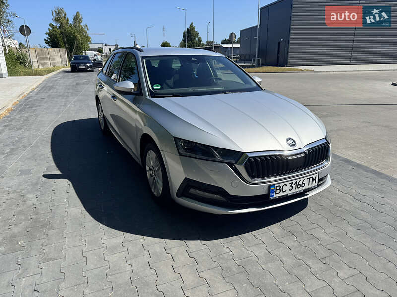 Універсал Skoda Octavia 2020 в Стрию