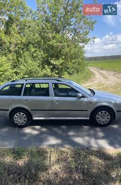 Универсал Skoda Octavia 2001 в 