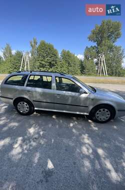 Универсал Skoda Octavia 2001 в 