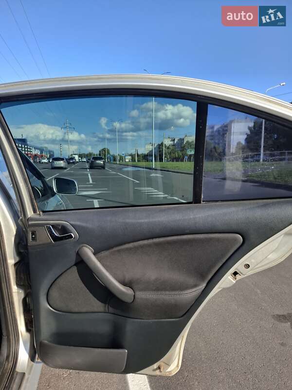 Ліфтбек Skoda Octavia 2005 в Чернігові
