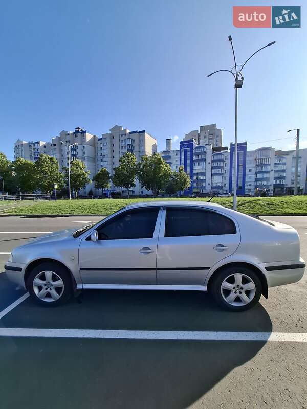Ліфтбек Skoda Octavia 2005 в Чернігові
