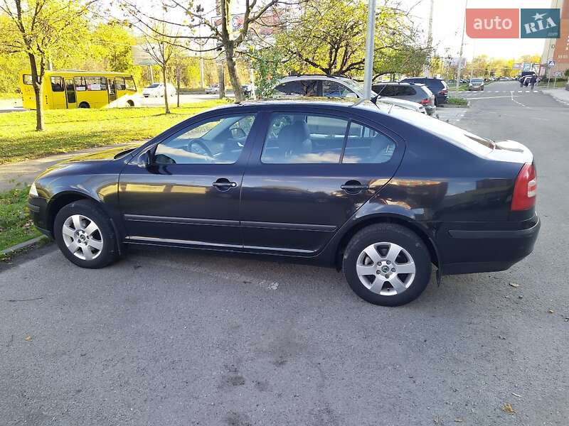 Лифтбек Skoda Octavia 2008 в Ивано-Франковске