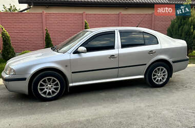 Лифтбек Skoda Octavia 2008 в 