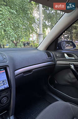 Лифтбек Skoda Octavia 2004 в 