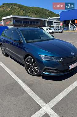 Універсал Skoda Octavia 2021 в Ужгороді