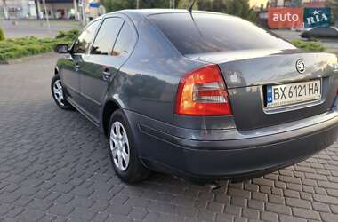 Лифтбек Skoda Octavia 2004 в 