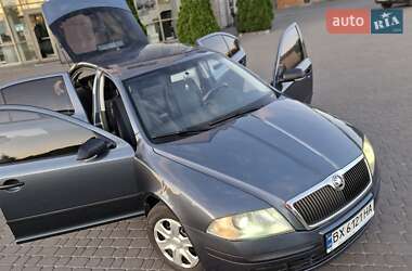Лифтбек Skoda Octavia 2004 в 